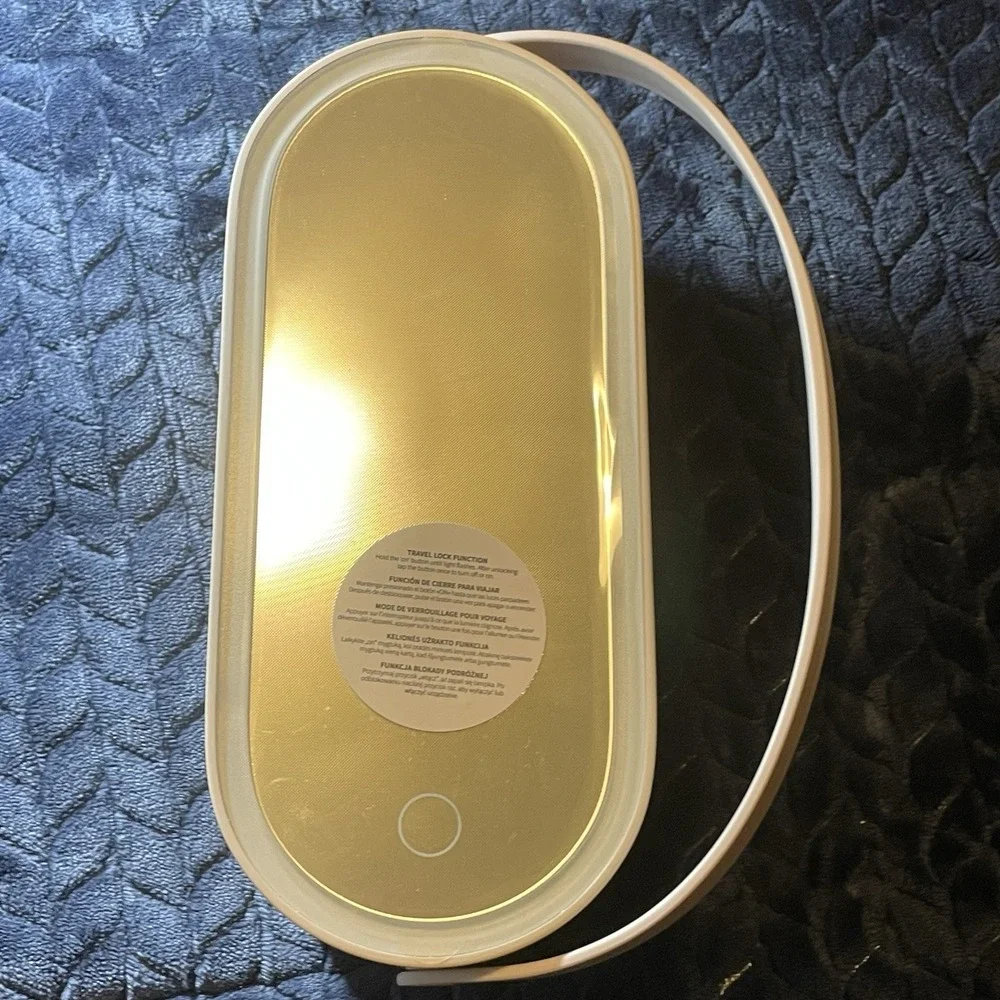 NEW Monat Bright Top LED Mirror Travel Tote 9 X 4.5 X 4
